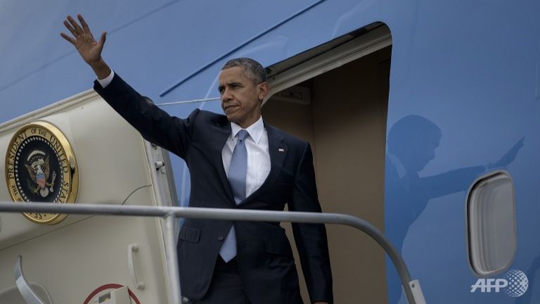 obama-on-air-force-one